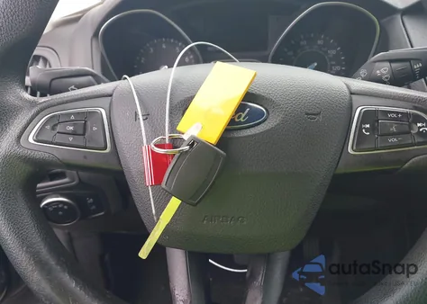 2016 Ford Focus S из США, поврежденный, VIN 1FADP3E25GL373347